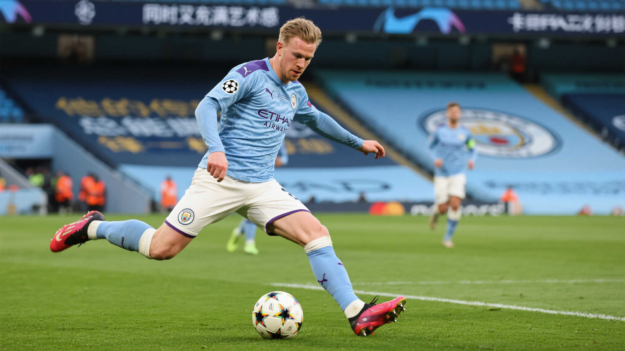 德布劳内:欧冠精英球员,拥有金球实力 德布劳内:欧冠精英球员,拥有金球实力